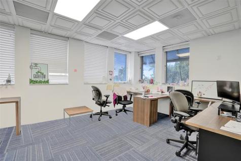 1520 E Sunrise Fort Lauderdale FL 33304