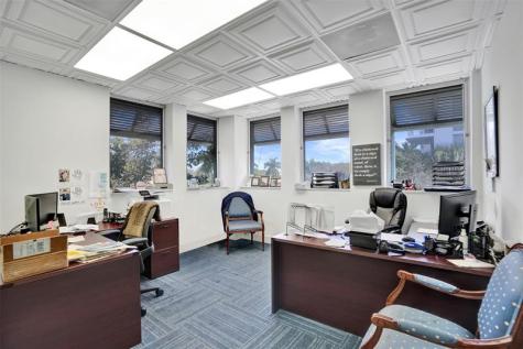 1520 E Sunrise Fort Lauderdale FL 33304