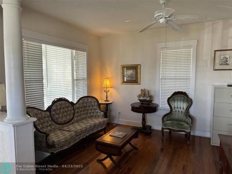 33 W Highway 60 Lake Wales FL 33853