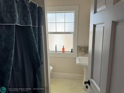 33 W Highway 60 Lake Wales FL 33853