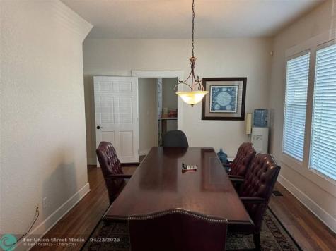 33 W Highway 60 Lake Wales FL 33853