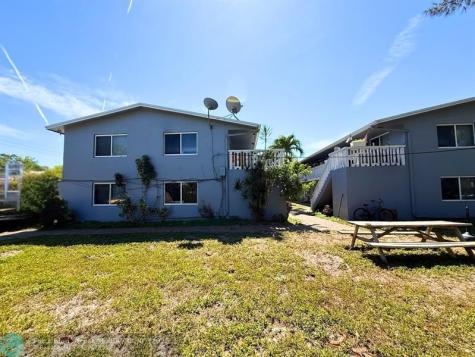 101-105 SE 26 Street Fort Lauderdale FL 33316