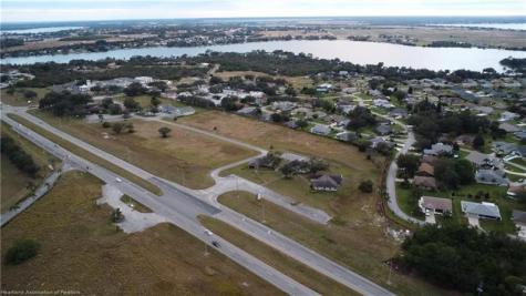 1346 Us 27 Lake Placid FL 33852
