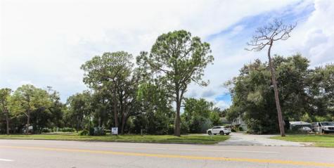 4100 N 16th Street N St Petersburg FL 33703