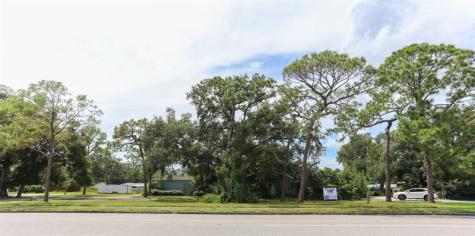 4100 N 16th Street N St Petersburg FL 33703
