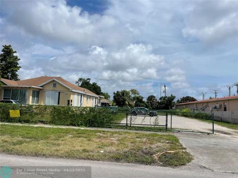 2215 Fillmore Street Hollywood FL 33020