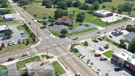 695 N Scenic Highway Other City - In The State Of Florida FL 33843