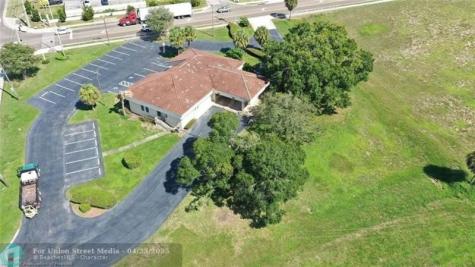 695 N Scenic Highway Other City - In The State Of Florida FL 33843