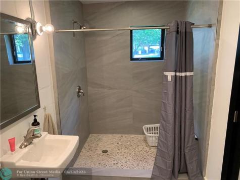 151 SW 5th Street Pompano Beach FL 33060