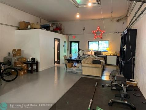 151 SW 5th Street Pompano Beach FL 33060