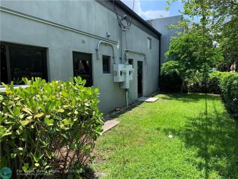 151 SW 5th Street Pompano Beach FL 33060