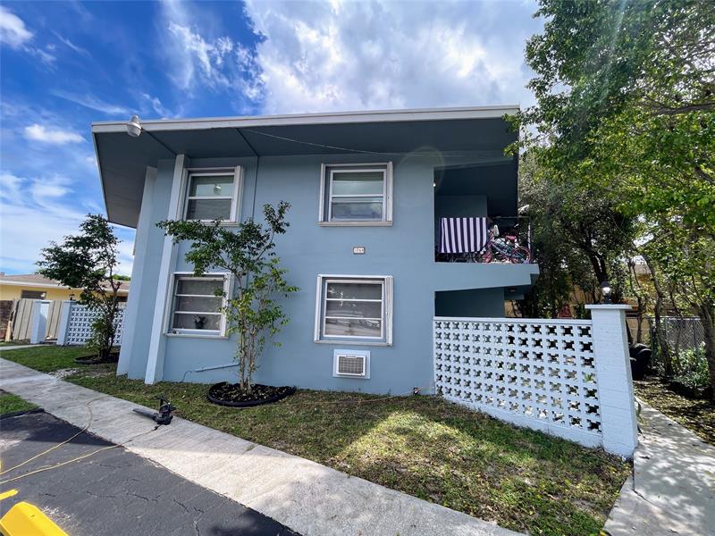 3760 SW 1st Street Fort Lauderdale FL 33312
