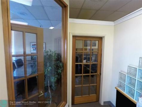 8100 W Sunrise Boulevard Plantation FL 33322