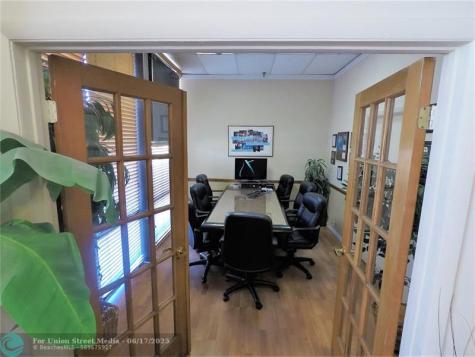 8100 W Sunrise Boulevard Plantation FL 33322