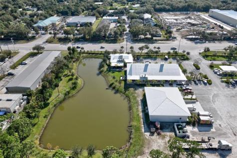 3700 SW 9th Street Vero Beach FL 32968