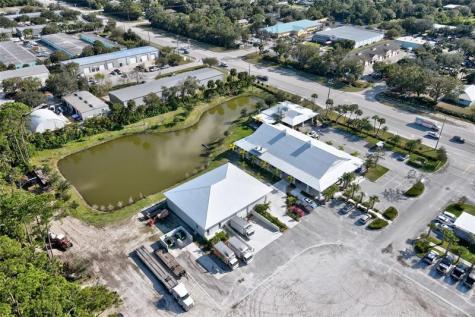 3700 SW 9th Street Vero Beach FL 32968