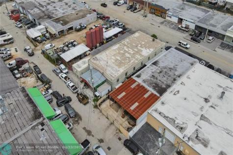 1040 NE 44th Street Oakland Park FL 33334