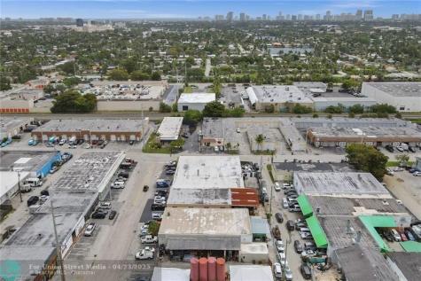 1040 NE 44th Street Oakland Park FL 33334