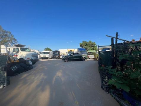 16951 NW 4th Avenue North Miami Beach FL 33169