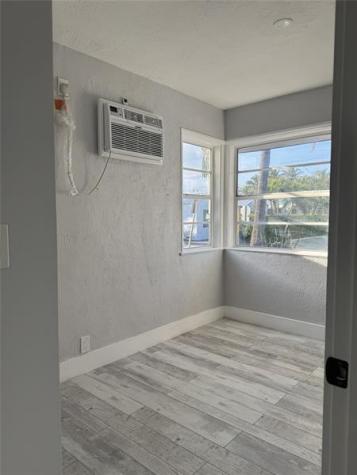 320 Minnesota Street Hollywood FL 33019