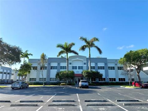 2933 NW 62nd Street Fort Lauderdale FL 33309