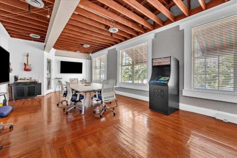 21 W Las Olas Boulevard Fort Lauderdale FL 33301