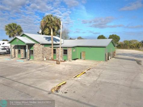 2405 Us Highway 441 Okeechobee FL 34974