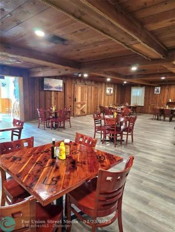 2405 Us Highway 441 Okeechobee FL 34974