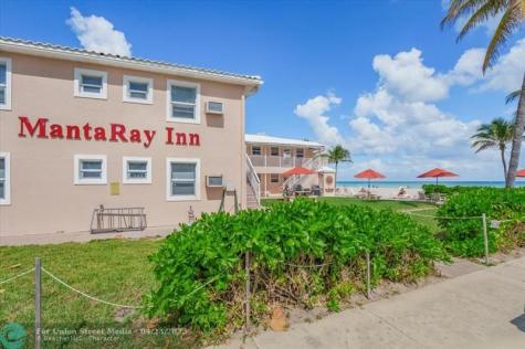 1715 S Surf Road Hollywood FL 33019