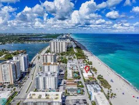 1715 S Surf Road Hollywood FL 33019