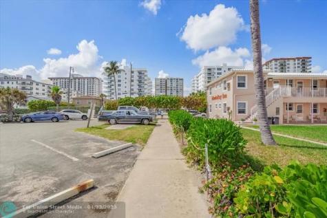 1715 S Surf Road Hollywood FL 33019