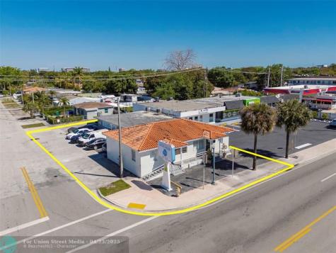 6445 SW 8th Street Miami FL 33144