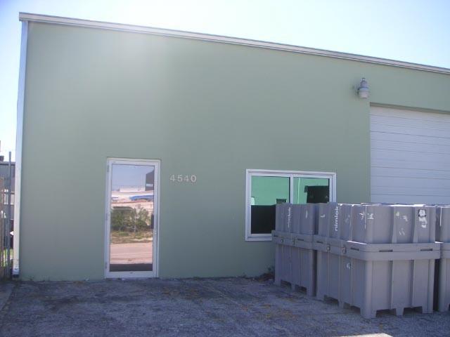 4530 NE 6th Avenue Oakland Park FL 33334