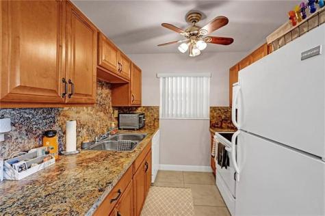 2131 NE 40th Court #1-8 Lighthouse Point FL 33064