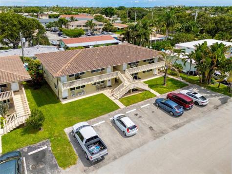 2131 NE 40th Court #1-8 Lighthouse Point FL 33064