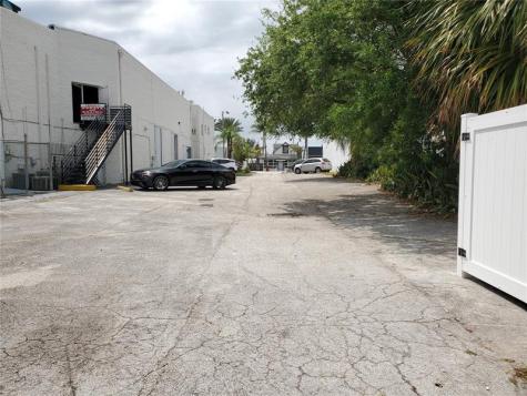 47 NE 1st Avenue Dania Beach FL 33004