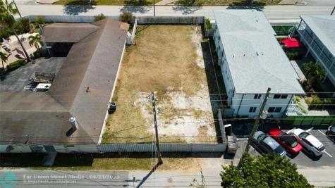 Broadway West Palm Beach FL 33407