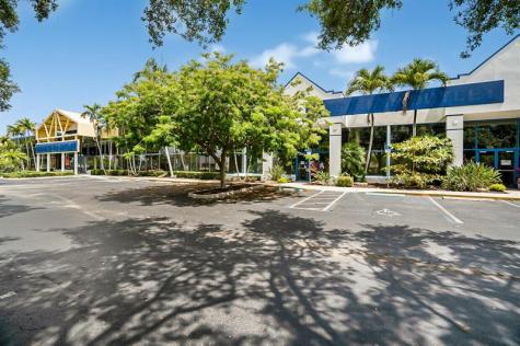 1605 W Oakland Park Boulevard Oakland Park FL 33311