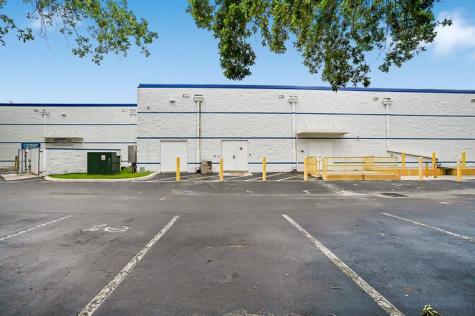 1605 W Oakland Park Boulevard Oakland Park FL 33311