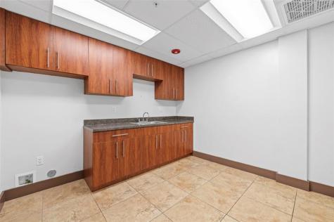 313 E Hallandale Beach Boulevard Hallandale Beach FL 33009