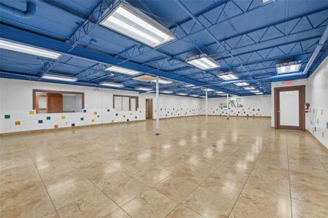 313 E Hallandale Beach Boulevard Hallandale Beach FL 33009