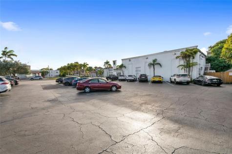 313 E Hallandale Beach Boulevard Hallandale Beach FL 33009