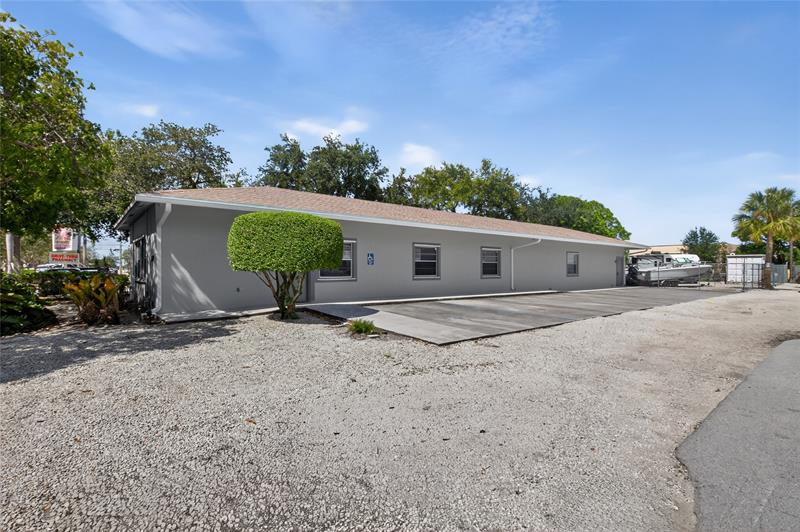 2520 N Dixie Highway Wilton Manors FL 33305