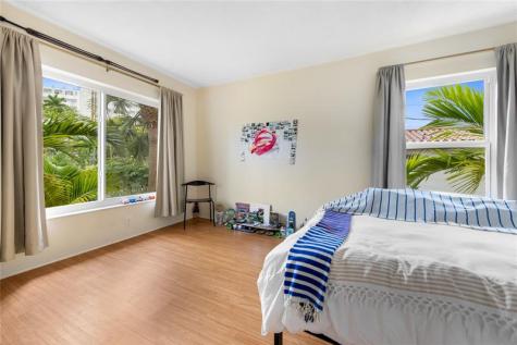 525 Antioch Avenue Fort Lauderdale FL 33304