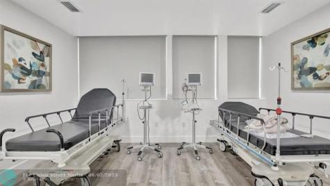 7050 NW 4th Street Plantation FL 33317