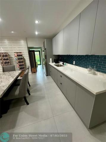 126 NE 1st Avenue Dania Beach FL 33004