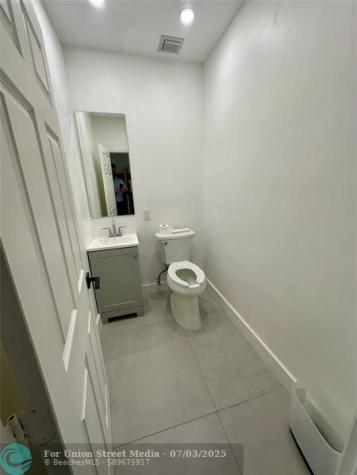 126 NE 1st Avenue Dania Beach FL 33004