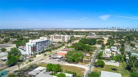 126 NE 1st Avenue Dania Beach FL 33004