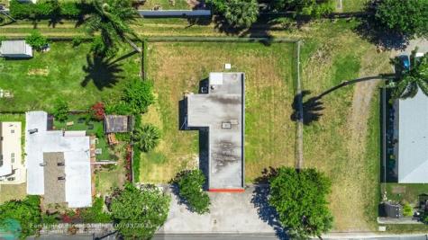 126 NE 1st Avenue Dania Beach FL 33004