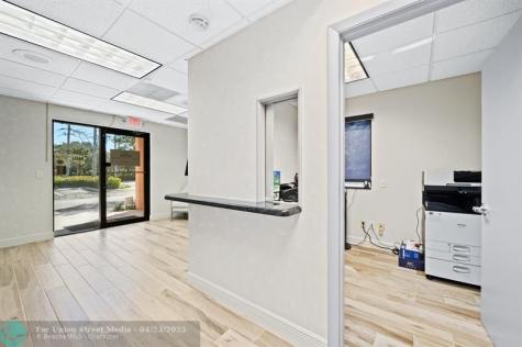 2233 N Commerce Parkway Weston FL 33326